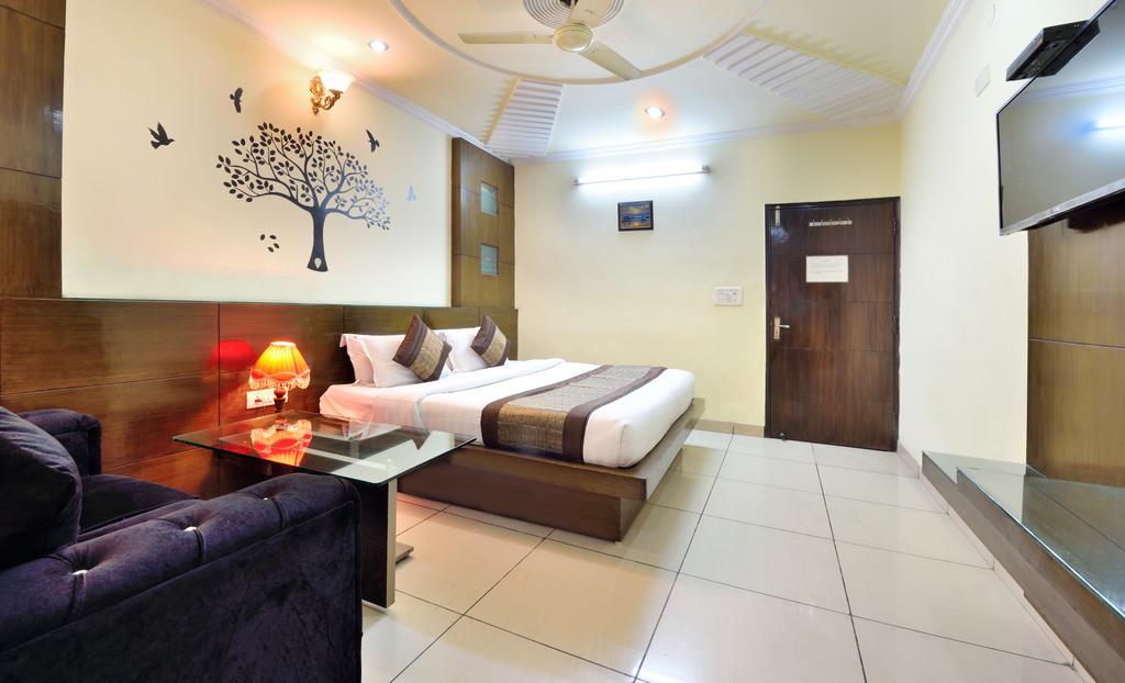 Centra Inn นิวเดลี ภายนอก รูปภาพ