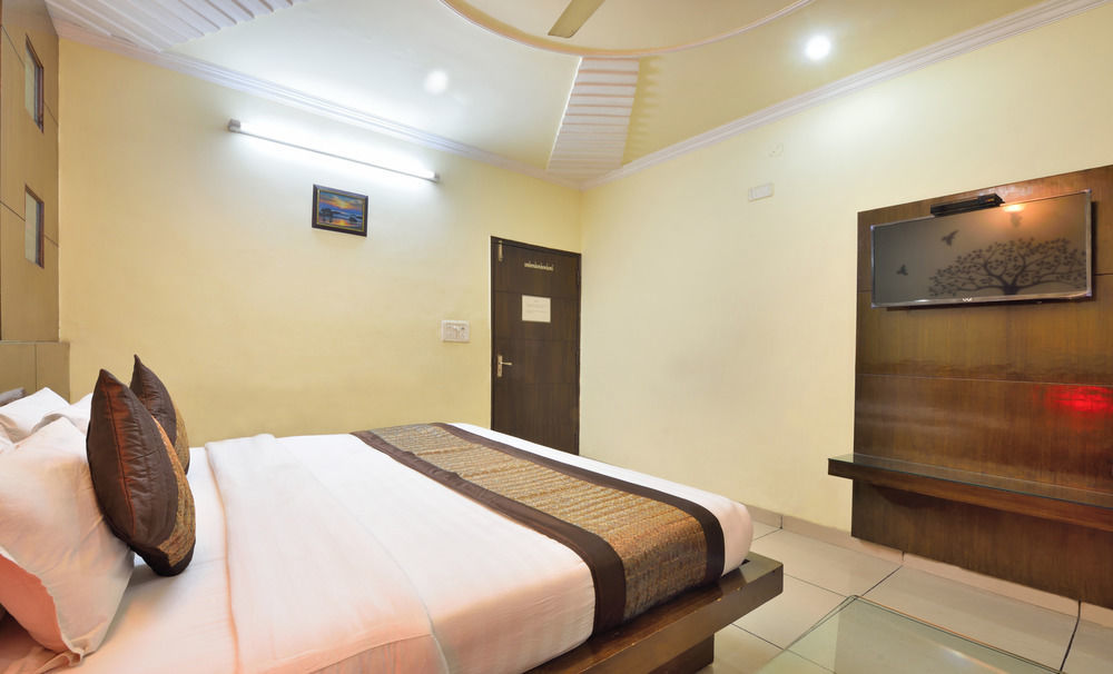 Centra Inn นิวเดลี ภายนอก รูปภาพ